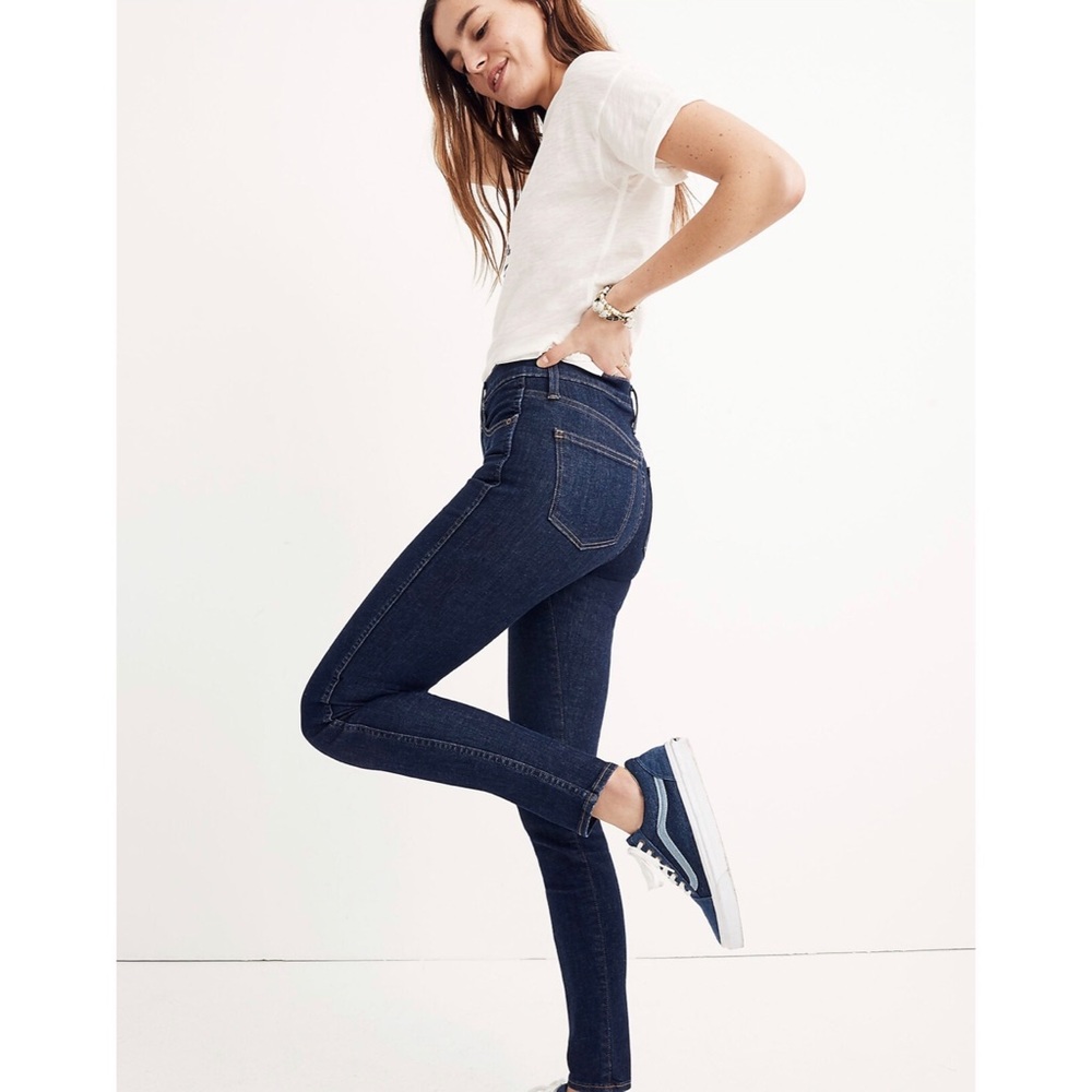 EUC Madewell 10” High-Rise Skinny Jean Dark Wash